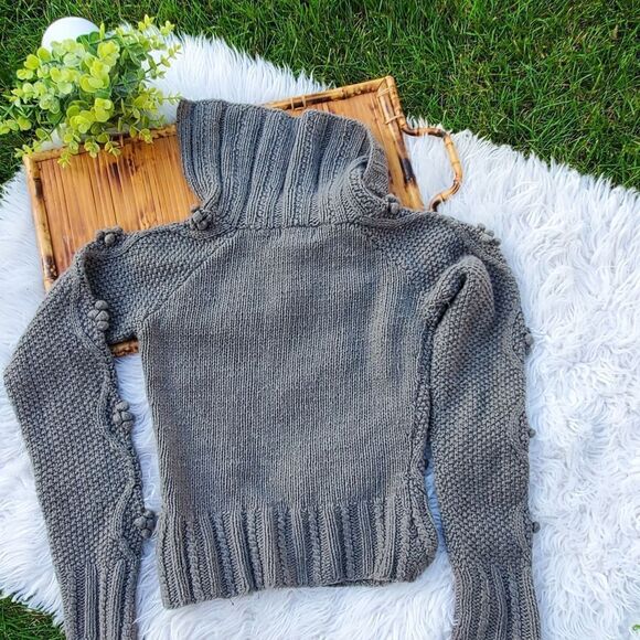 Buffalo By David Bitton Soft Cable Knit Pom Pom Detail Grey Sweater Sz S/P - Picture 10 of 14